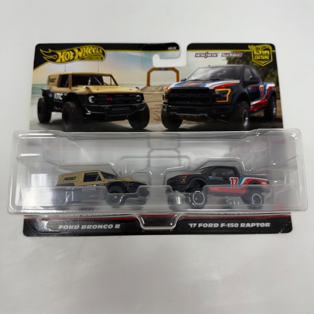Hot Wheels Premium Car Culture 2-Pack Ford Bronco R & 17 Ford F-150 Raptor